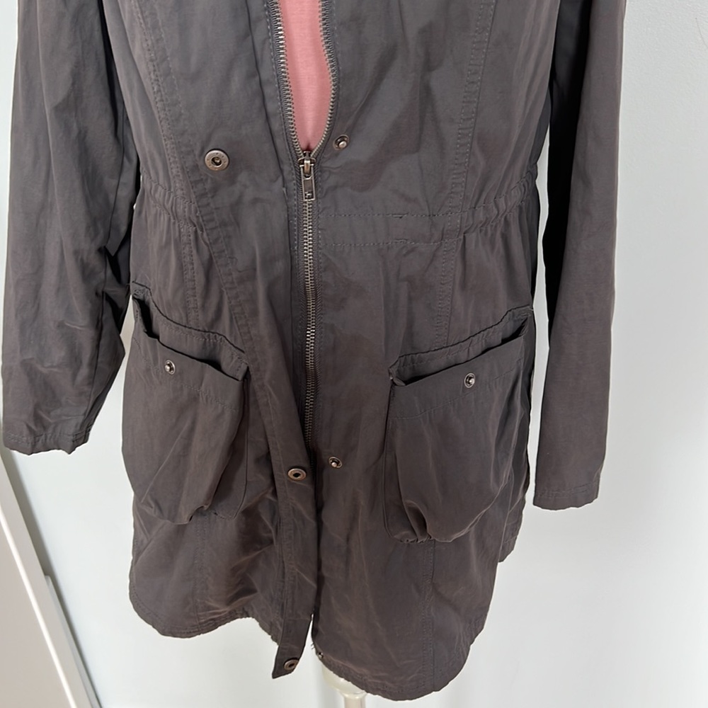 Jacket - Picture 2 of 6